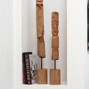 J-Line figuur Op Voet Totem – hout – naturel J-Line figuur Op Voet Totem – hout – naturel