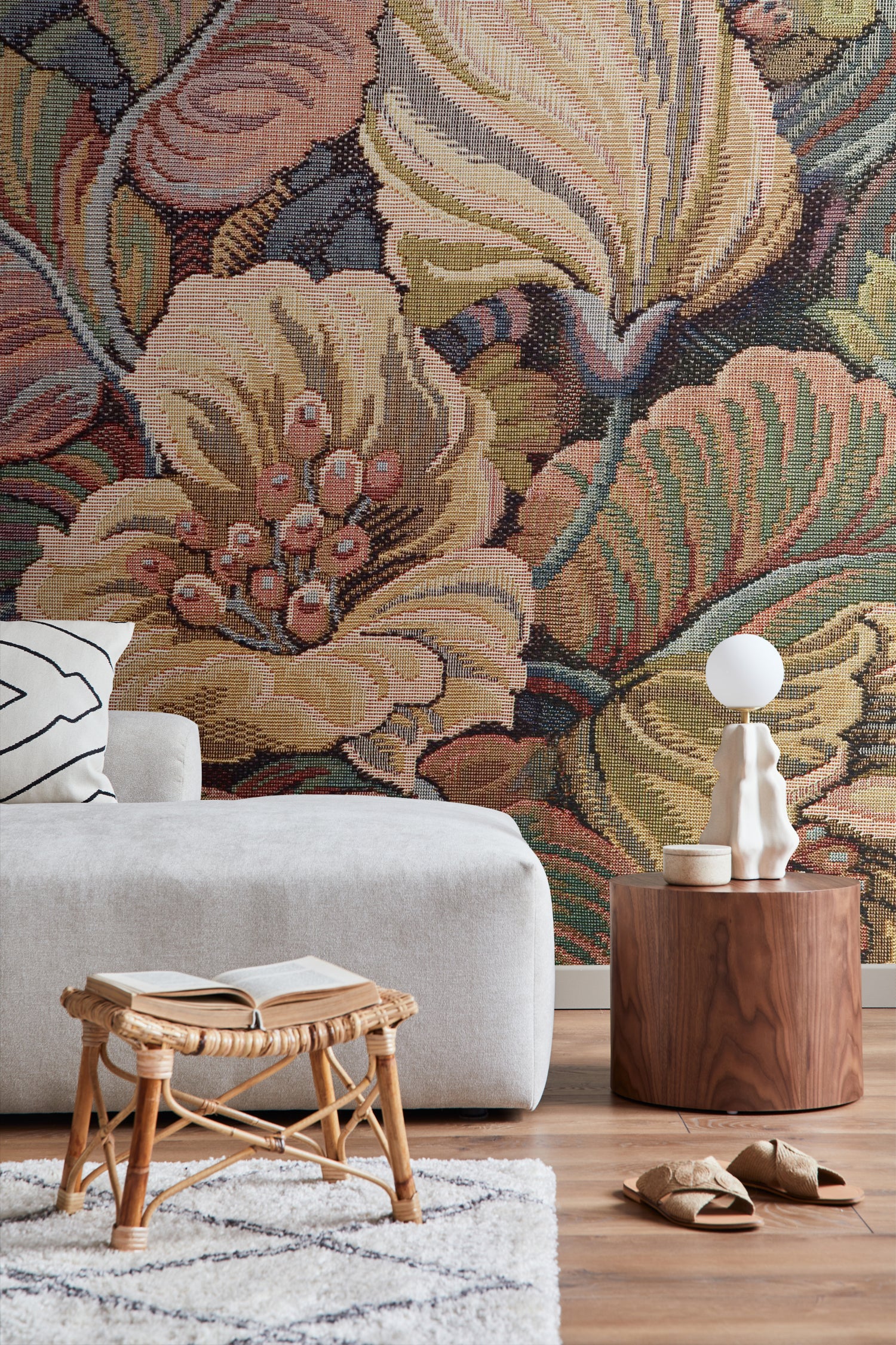 ESTAhome fotobehang geborduurd bloemmotief terracotta roze - 250 x 279