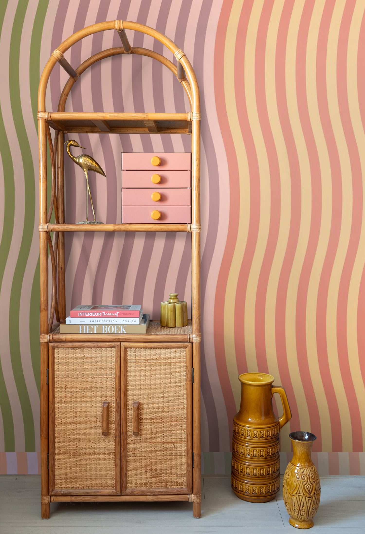 ESTAhome fotobehang zigzag motief roze, oranje en blauw - 300 x 279 cm