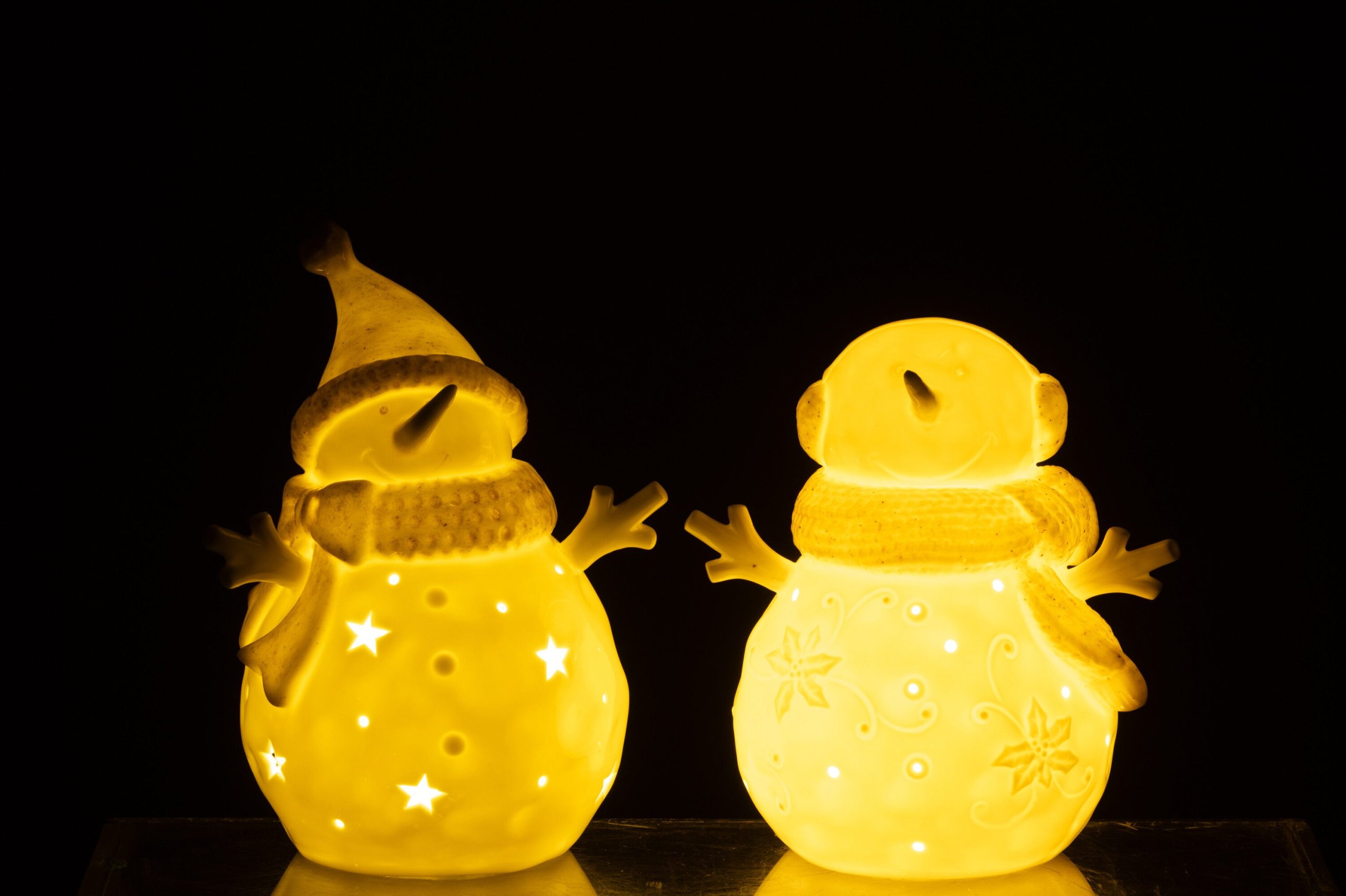 J-Line figuur Sneeuwpop - keramiek - wit/beige - large - 2 stuks - LED