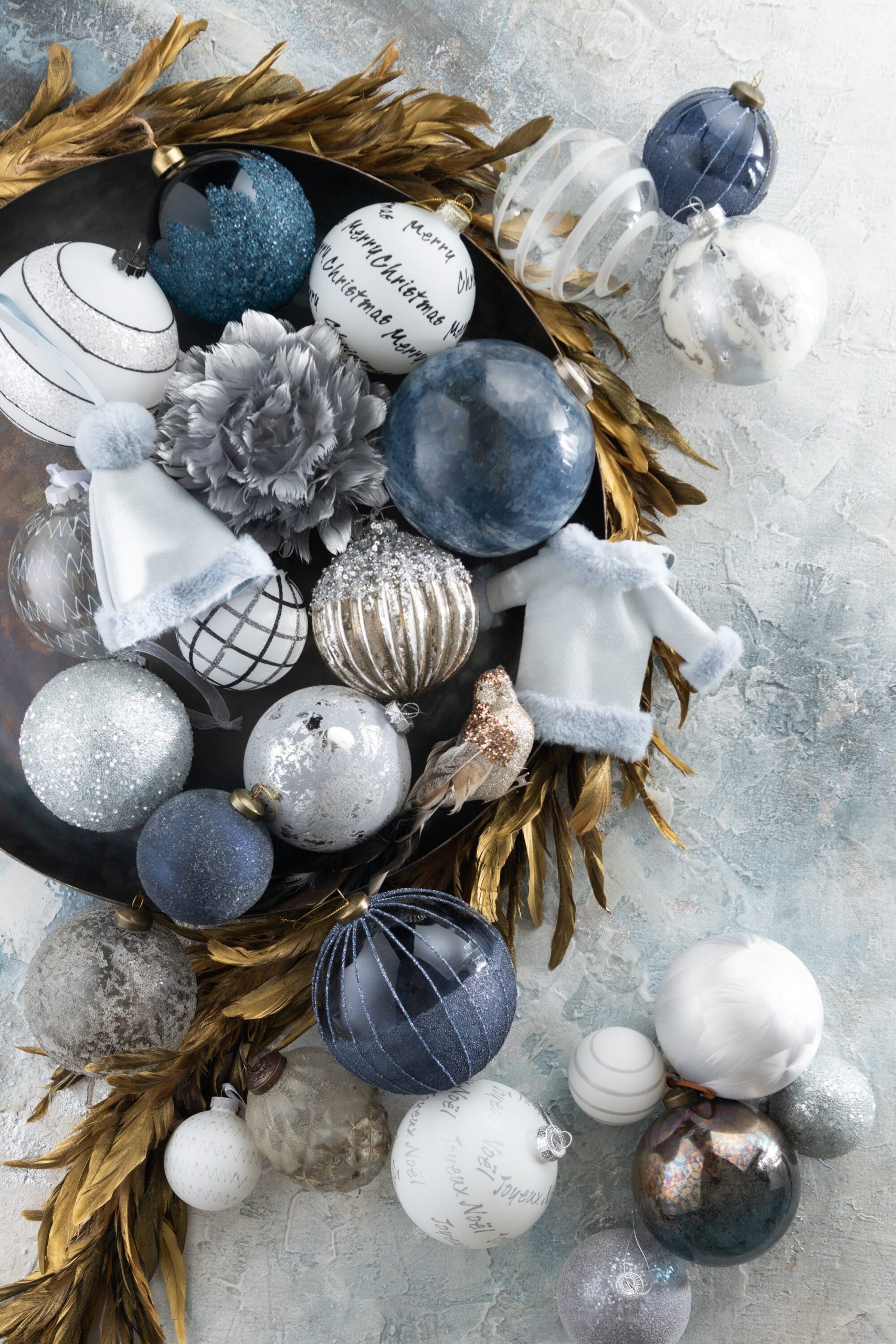 J-Line kerstbal - glas - mat ijsblauw - medium - doos van 4