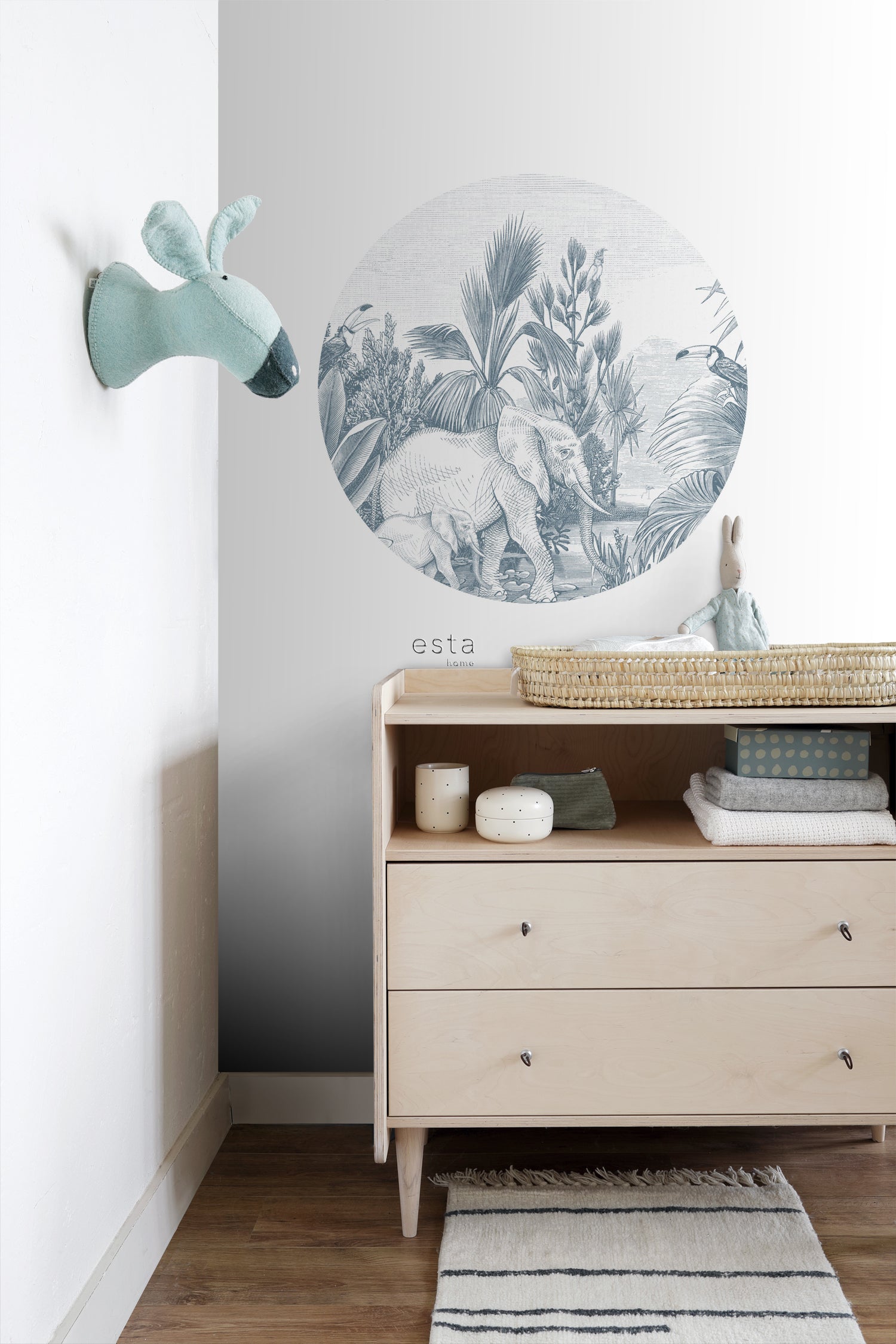 ESTAhome zelfklevende behangcirkel jungle-motief blauw - Ø 70 cm - 159