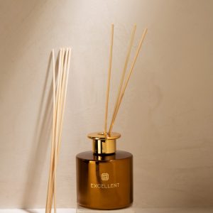 J-Line geurstokjes Excellent – Siberia Fir – glas – bruin J-Line geurstokjes Excellent – Siberia Fir – glas – bruin