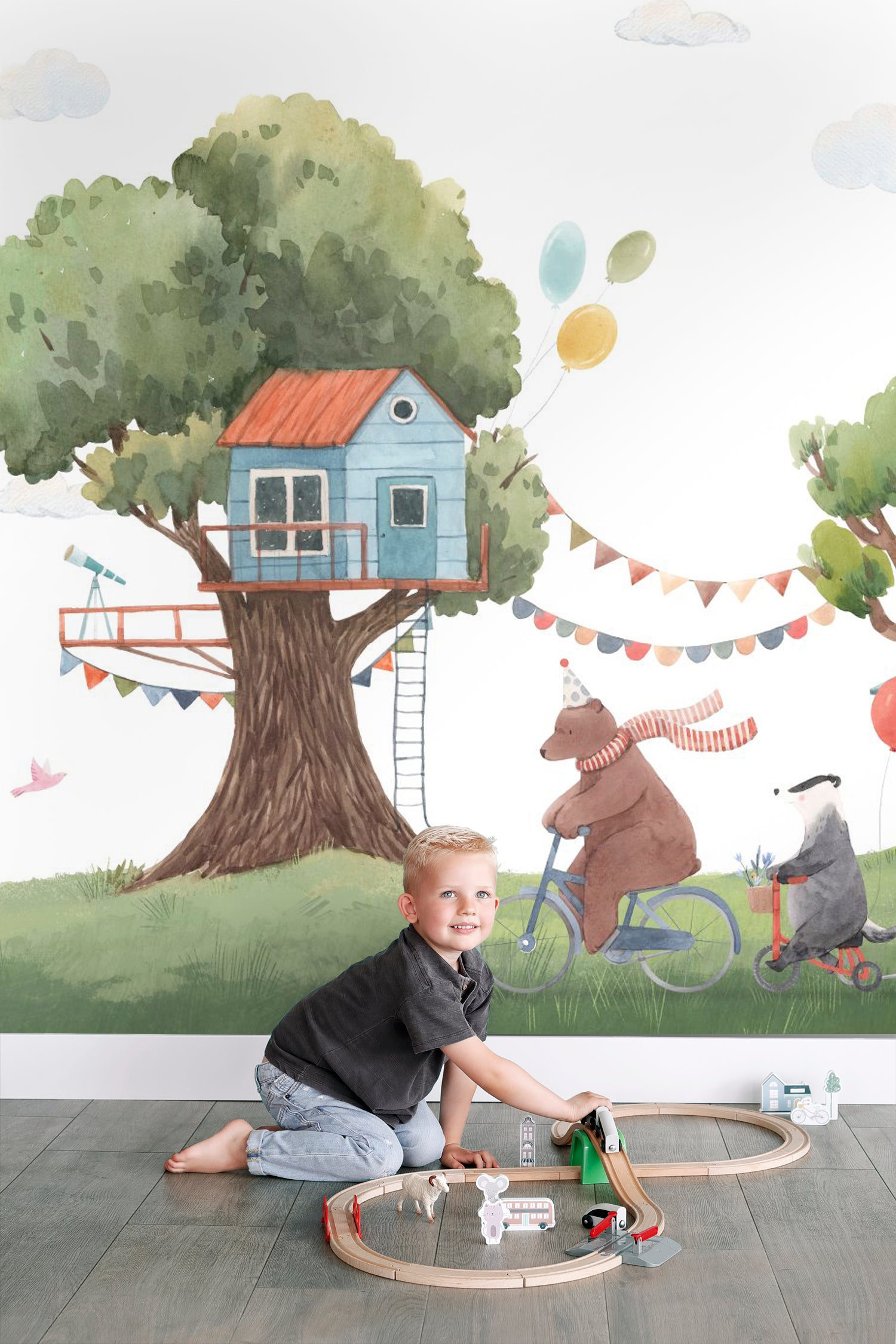 ESTAhome fotobehang boomhutfeest met dieren groen, blauw en wit - 400