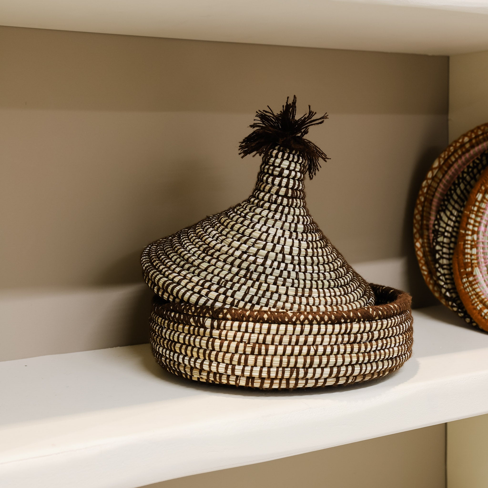 Household Hardware - Broodmand - Zeegras - Bruin - Deksel