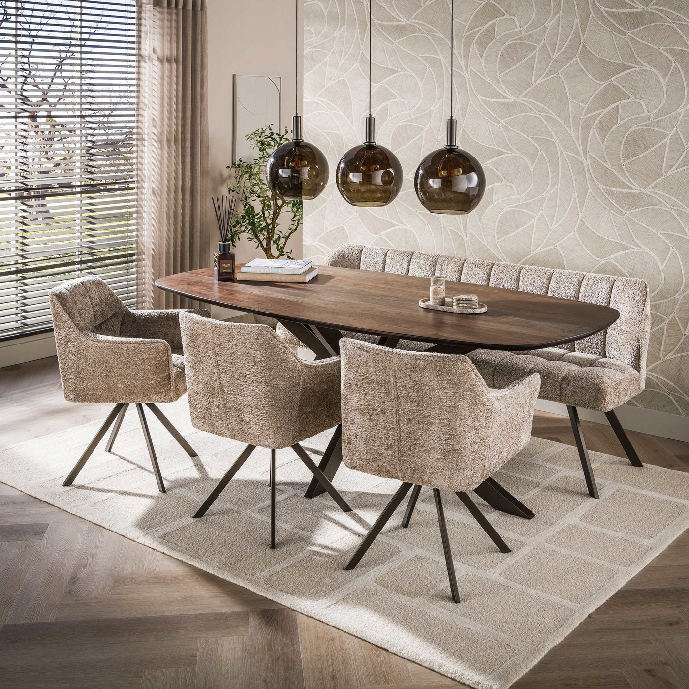 Giga Meubel Eettafel Arhus Solid - Deens Ovaal Bruin Hout - 215x105x77