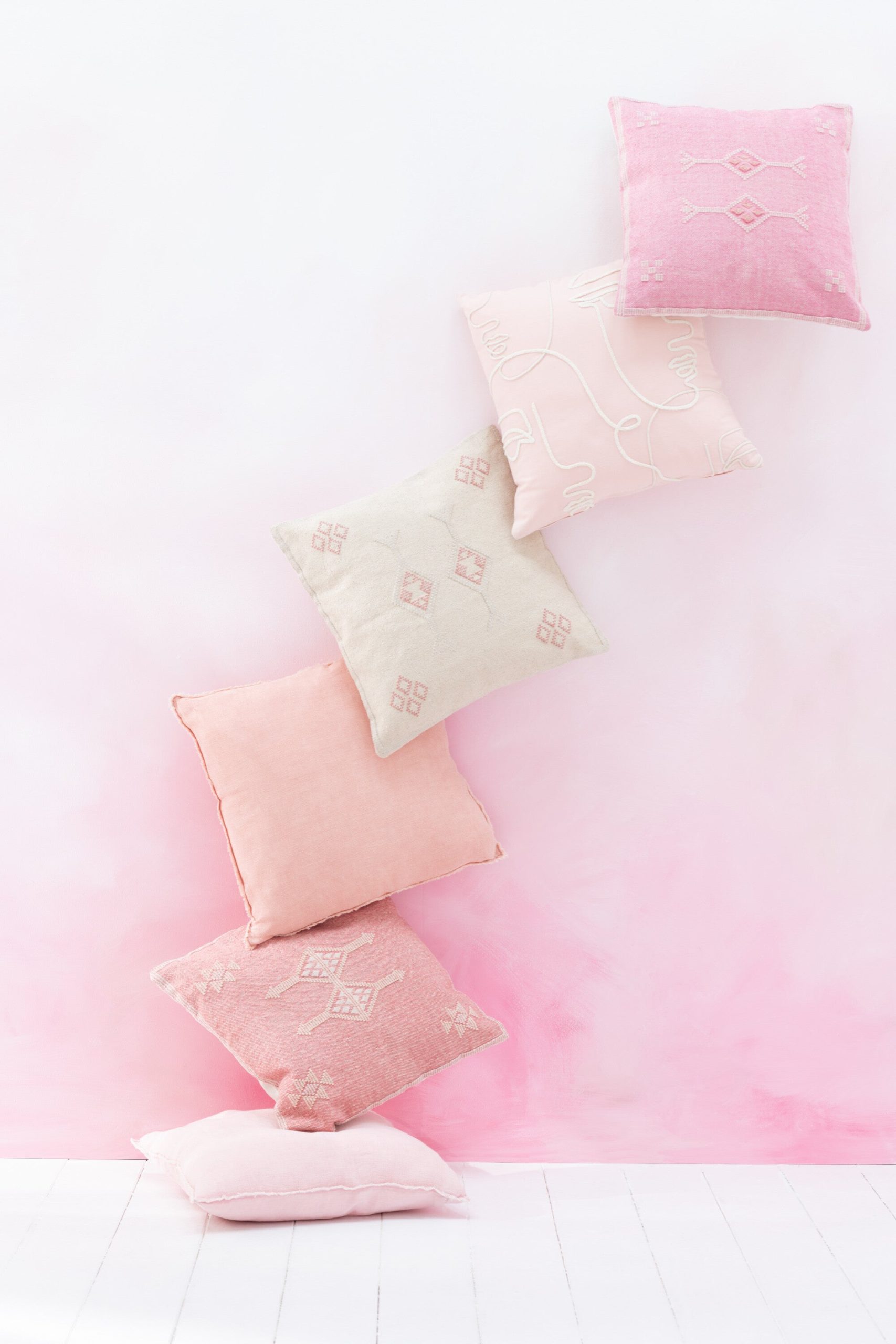 J-Line kussen Diamanten + Pijlen - katoen - roze
