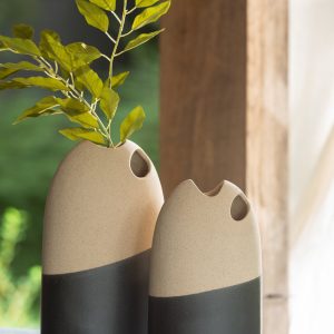 J-Line vaas Hoog – keramiek – beige/zwart – small – 25.5 cm hoog