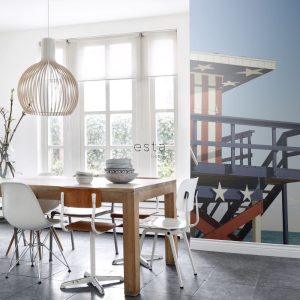 ESTAhome fotobehang strandhuis rood, wit en blauw – 250 x 279 cm – 156 ESTAhome fotobehang strandhuis rood, wit en blauw – 250 x 279 cm – 156