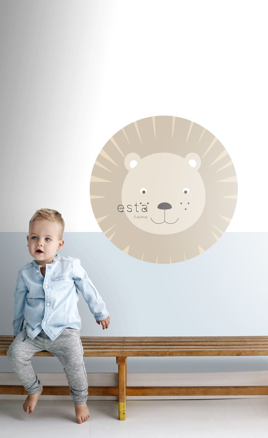 ESTAhome zelfklevende behangcirkel dierenkoppen beige - Ø 70 cm - 1589