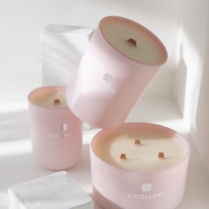 J-Line geurkaars Excellent – Rose Champagne – glas – roze – large – 40 J-Line geurkaars Excellent – Rose Champagne – glas – roze – large – 40