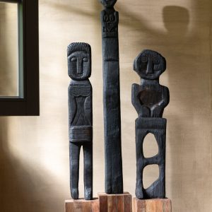 J-Line decoratie Standbeeld Mara – hout – zwart/naturel