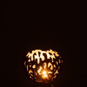 J-Line kaarshouder Blad – aluminium – goud – small J-Line kaarshouder Blad – aluminium – goud – small