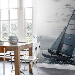 ESTAhome fotobehang zeilboot blauw – 186 x 279 cm – 158846 ESTAhome fotobehang zeilboot blauw – 186 x 279 cm – 158846
