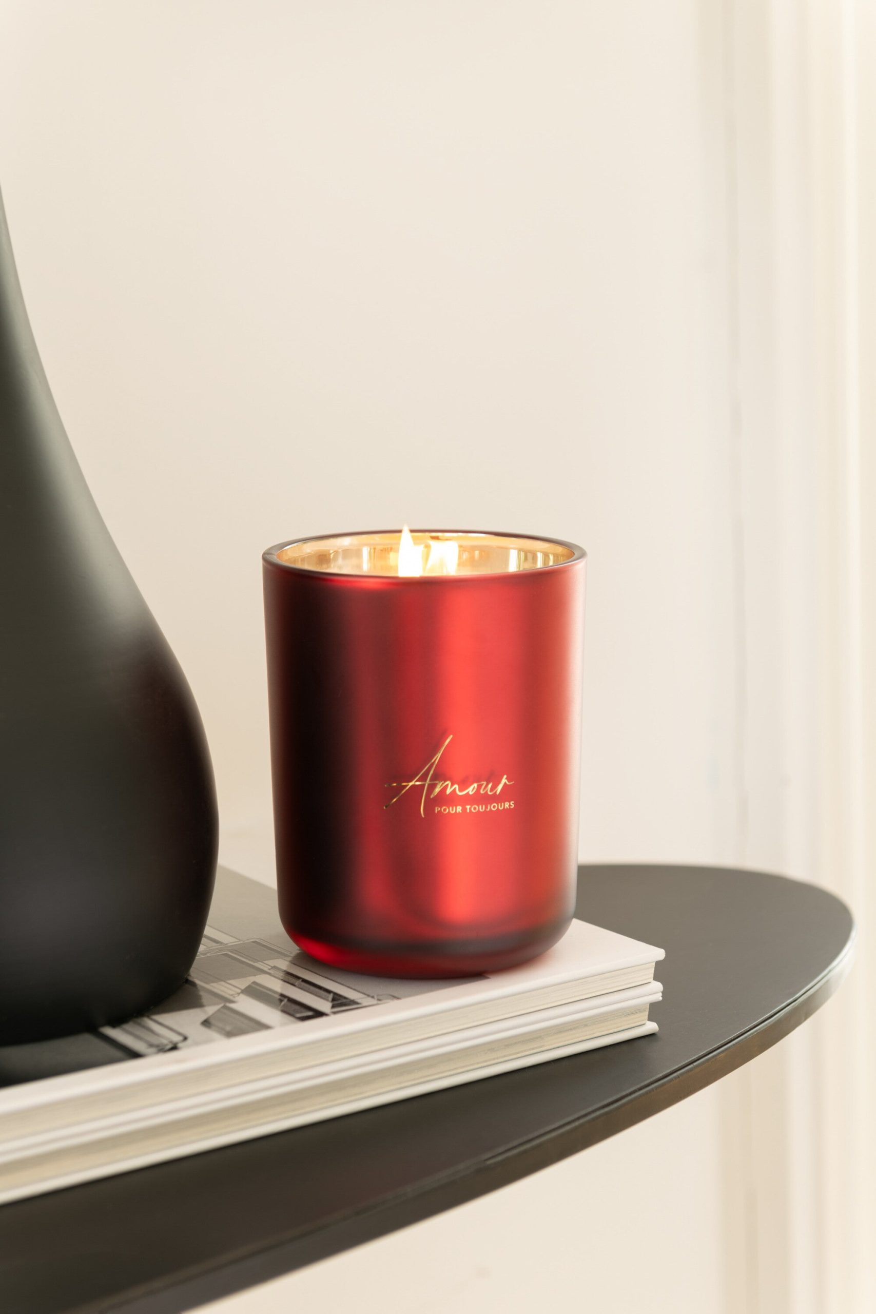 J-Line geurkaars Amour - Mimosa & Rose - glas - rood - small - 35U