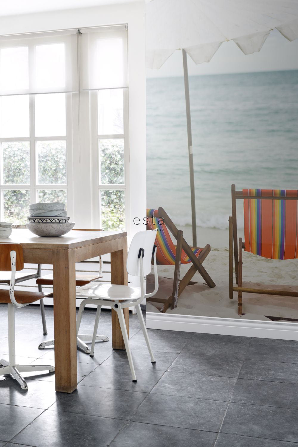 ESTAhome fotobehang strand zeegroen en oranje - 186 x 270 cm - 156512