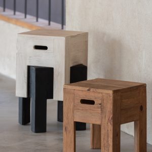 J-Line kruk Will – dennenhout – wit J-Line kruk Will – dennenhout – wit