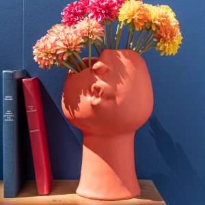 J-Line bloempot Enya – porselein – terracotta – Ø 17 cm J-Line bloempot Enya – porselein – terracotta – Ø 17 cm