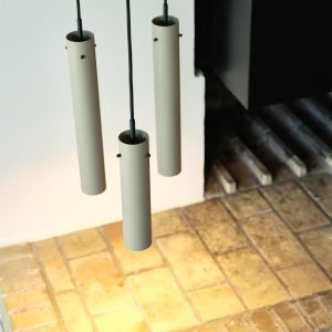 Frandsen hanglamp FM 2014 – grijs – 5,5×5,5x24cm
