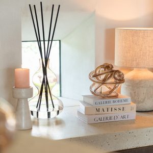 J-Line geurstokjes Nordic Vetiver – glas – amber – small J-Line geurstokjes Nordic Vetiver – glas – amber – small