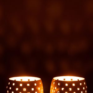 J-Line windlicht Geperforeerd – metaal – lichtroze/beige – 2 stuks J-Line windlicht Geperforeerd – metaal – lichtroze/beige – 2 stuks