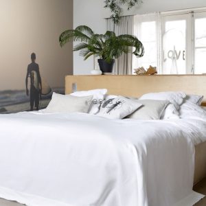 ESTAhome fotobehang surfer met surfplank avondrood, blauw en zwart – 1 ESTAhome fotobehang surfer met surfplank avondrood, blauw en zwart – 1