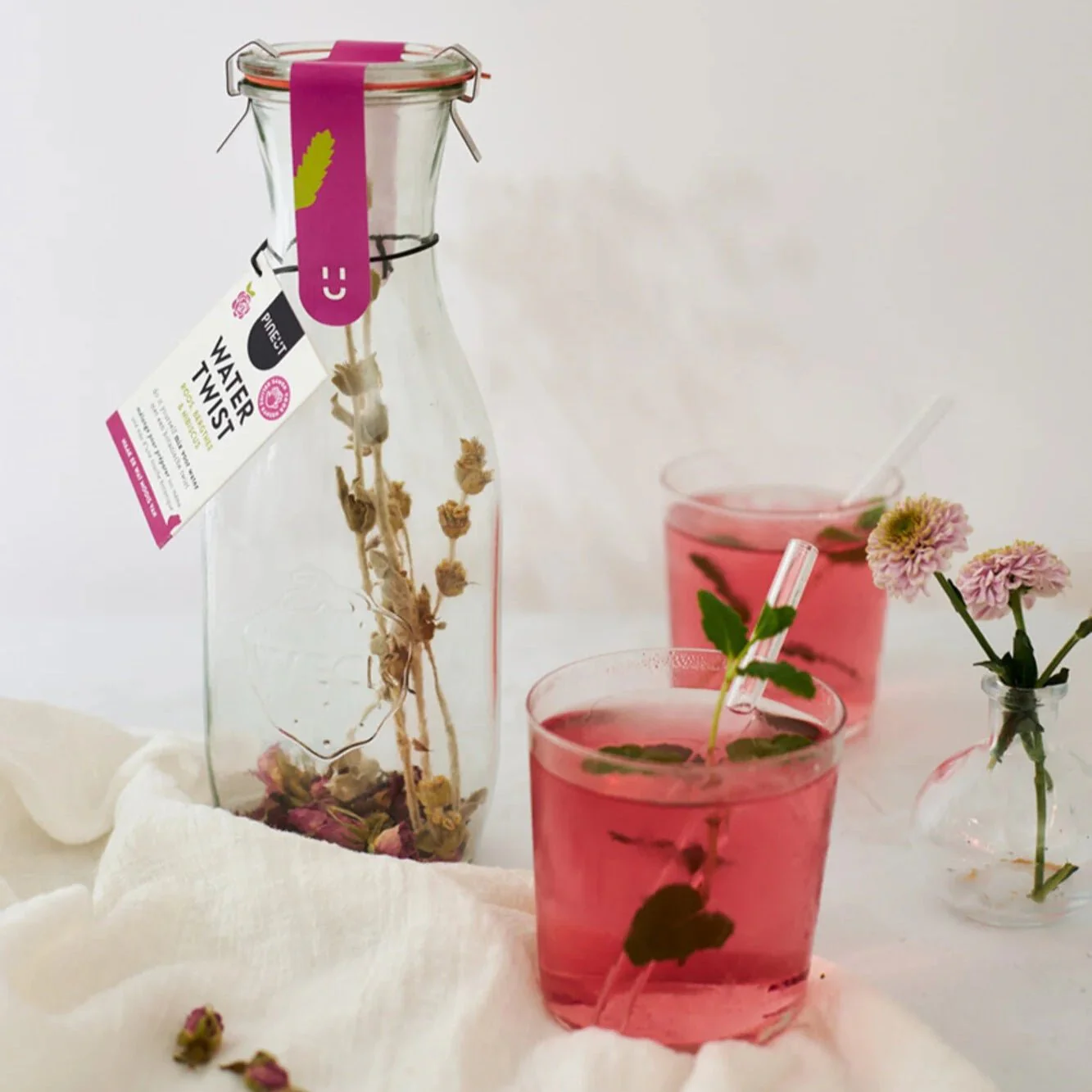 Water Twist met roos & bergthee